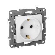 Розетка 1-местная с заземлением с защитными шторками 16А белый ETIKA