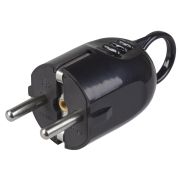 Евровилка угловая с ушком черная 16 А