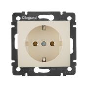 Розетка 1-местная с заземлением без защитных шторок 16А слоновая кость VALENA